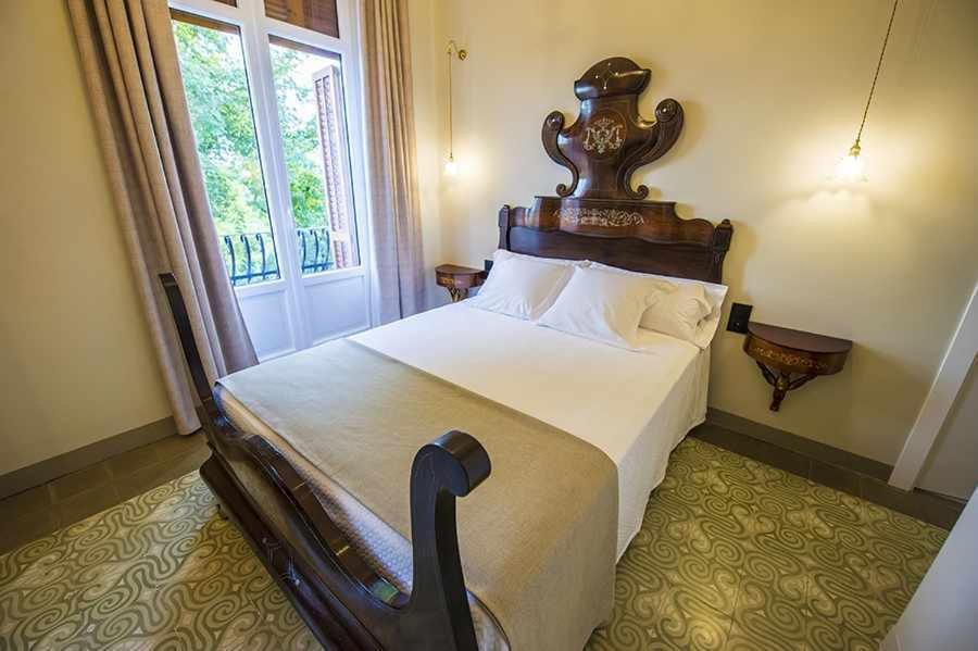 Bolet Casa Modernista Bed & Breakfast Castellvi de la Marca Room photo